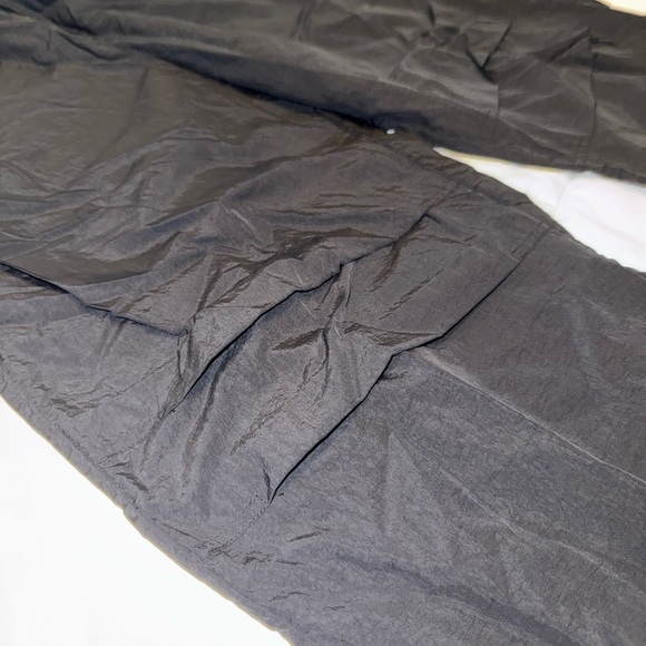 Fabletics Woven Crinkle Pant sz L NEW! - Picture 4 of 12